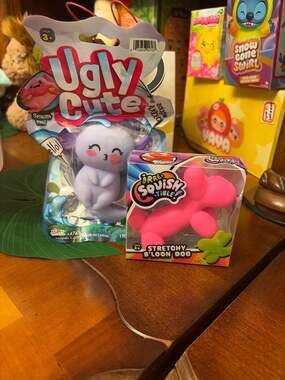 JA-RU Ugly Cute Smushy Axolotl & Irre-Squish-Tible Stretchy B'loon Dog Squishy T